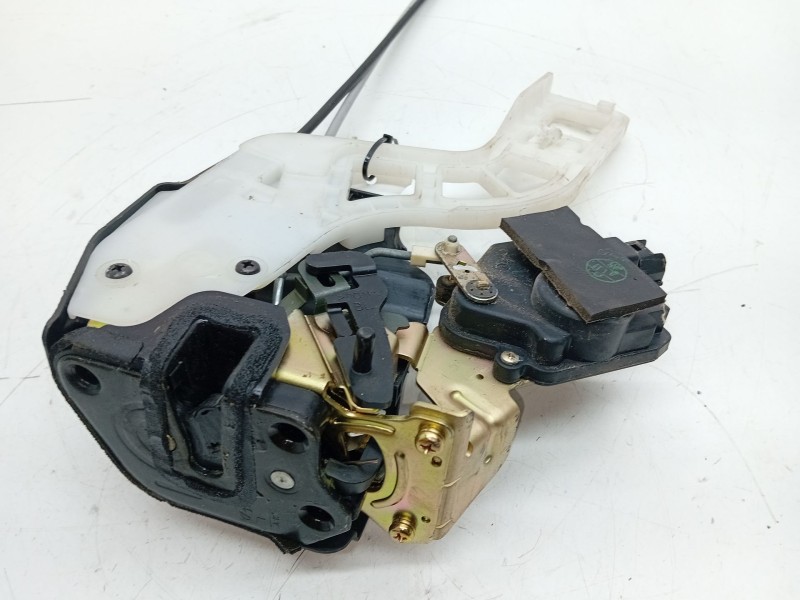 Recambio de cerradura puerta trasera izquierda para kia sportage ii (je_, km_) 2.0 crdi 4wd referencia OEM IAM   