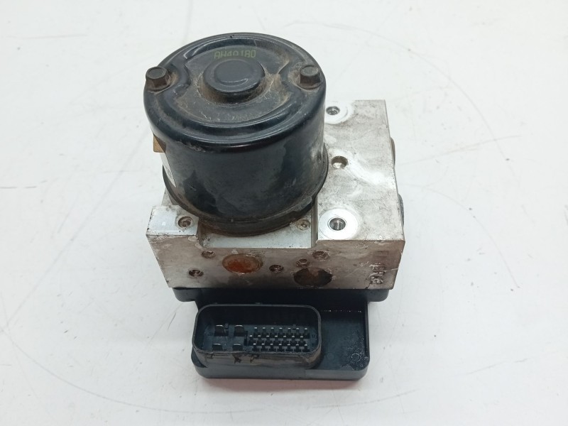 Recambio de abs para kia sportage ii (je_, km_) 2.0 crdi 4wd referencia OEM IAM 589202E150  