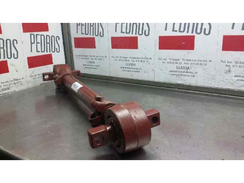 Recambio de tirante eje trasero para iveco referencia OEM IAM 99487778 IVC 393.35 31067