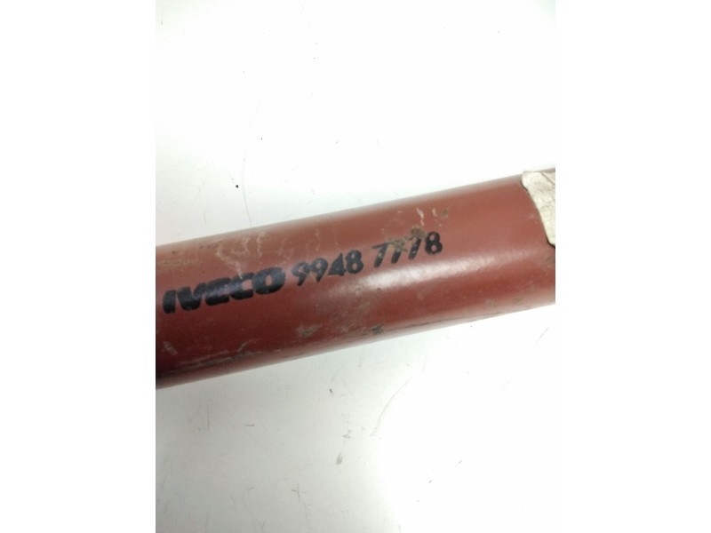 Recambio de tirante eje trasero para iveco referencia OEM IAM 99487778 IVC 393.35 31067