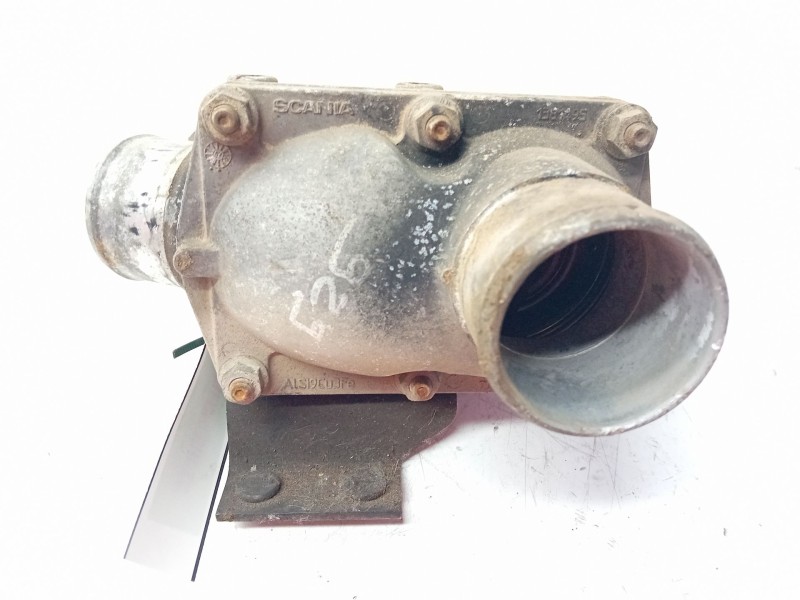 Recambio de caja termostato para scania referencia OEM IAM 1381494  