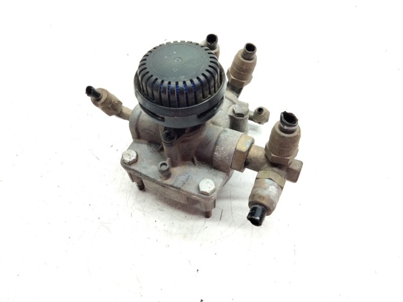 Recambio de valvula aire para scania referencia OEM IAM 1425183  