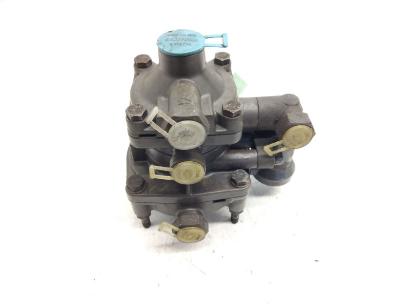 Recambio de valvula control remolque para volvo referencia OEM IAM 0481061209  