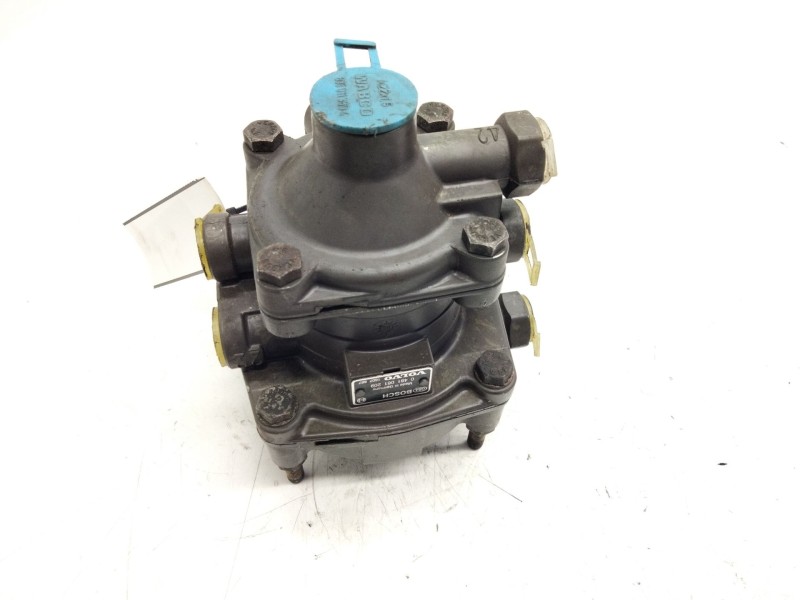 Recambio de valvula control remolque para volvo referencia OEM IAM 0481061209  