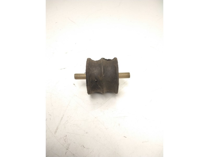 Recambio de soporte silenciador para nissan referencia OEM IAM SILENTBLOCK  