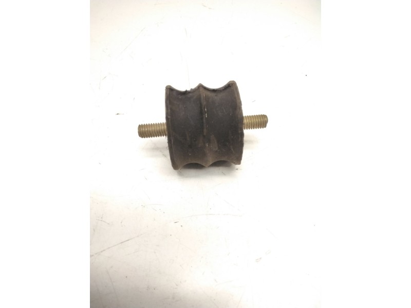 Recambio de soporte silenciador para nissan referencia OEM IAM SILENTBLOCK  