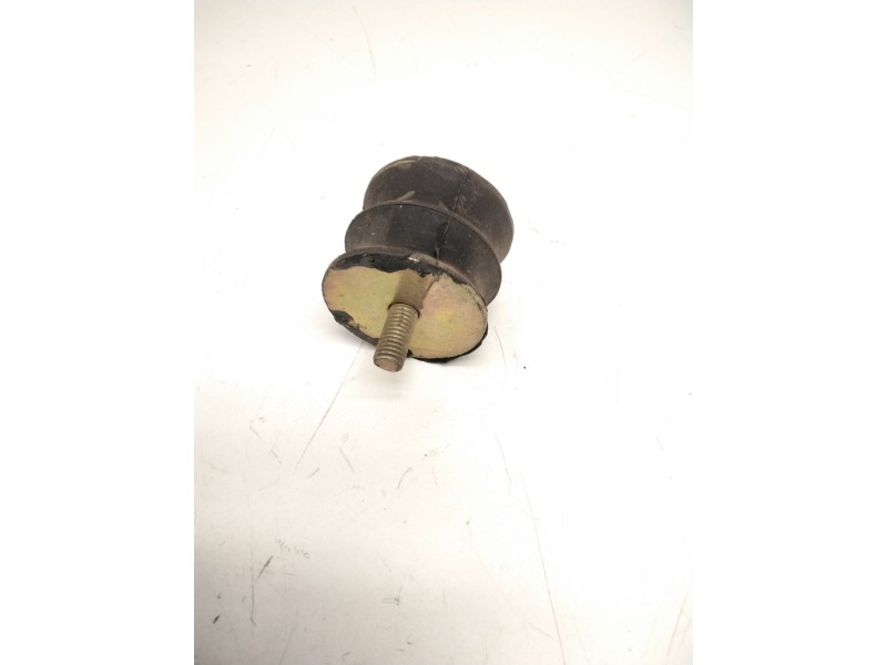 Recambio de soporte silenciador para nissan referencia OEM IAM SILENTBLOCK  