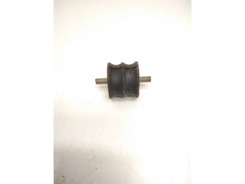 Recambio de soporte silenciador para nissan referencia OEM IAM SILENTBLOCK  