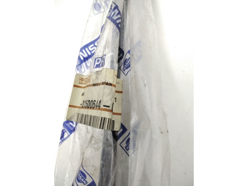 Recambio de brazo limpia delantero derecho para nissan referencia OEM IAM 015006440  