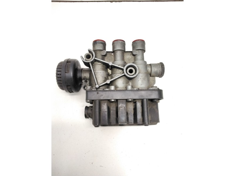 Recambio de valvula suspension para daf referencia OEM IAM 4728800300  WABCO