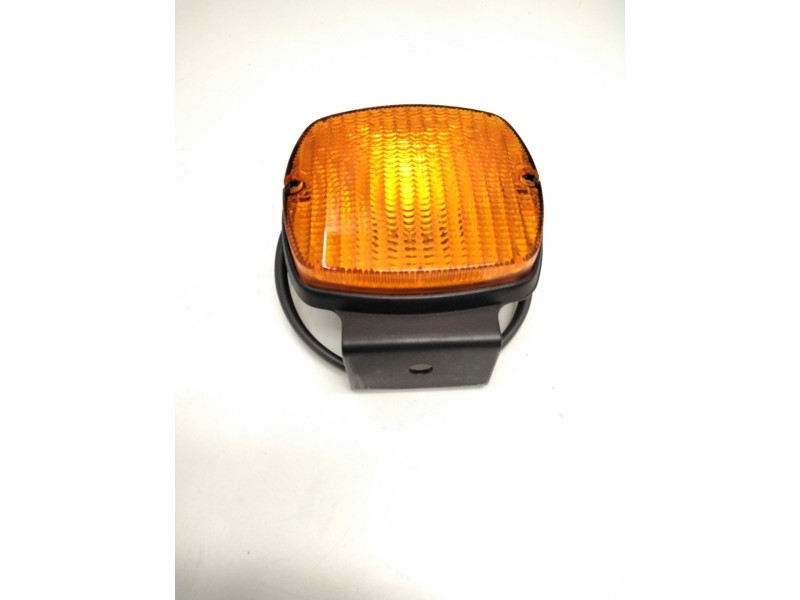 Recambio de lampara para nissan referencia OEM IAM 2612002K00 NARANJA TRACTOR