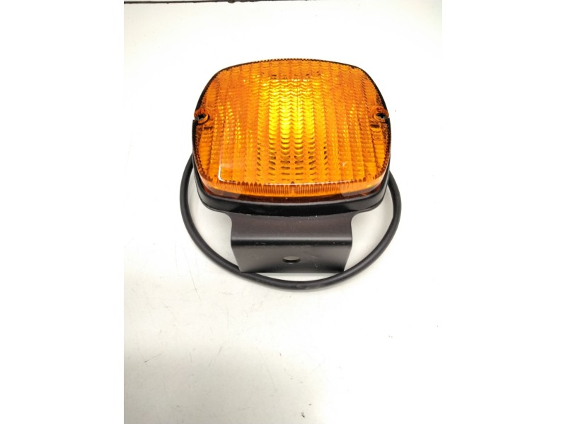 Recambio de lampara para nissan referencia OEM IAM 2612002K00 NARANJA TRACTOR