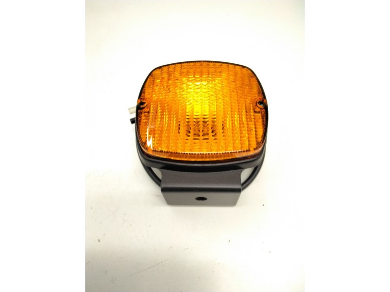 Recambio de lampara para nissan referencia OEM IAM 2612002K00 NARANJA TRACTOR