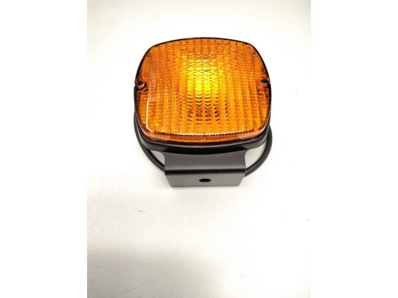 Recambio de lampara para nissan referencia OEM IAM 2612002K00 NARANJA TRACTOR