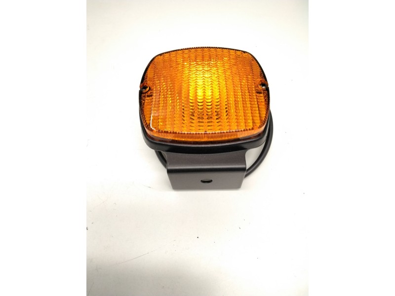 Recambio de lampara para nissan referencia OEM IAM 2612002K00 NARANJA TRACTOR