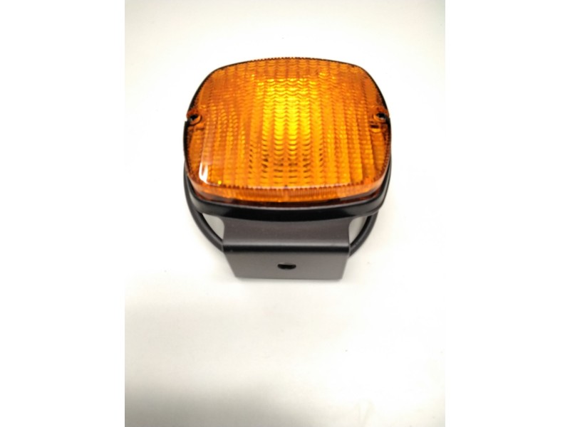 Recambio de lampara para nissan referencia OEM IAM 2612002K00 NARANJA TRACTOR