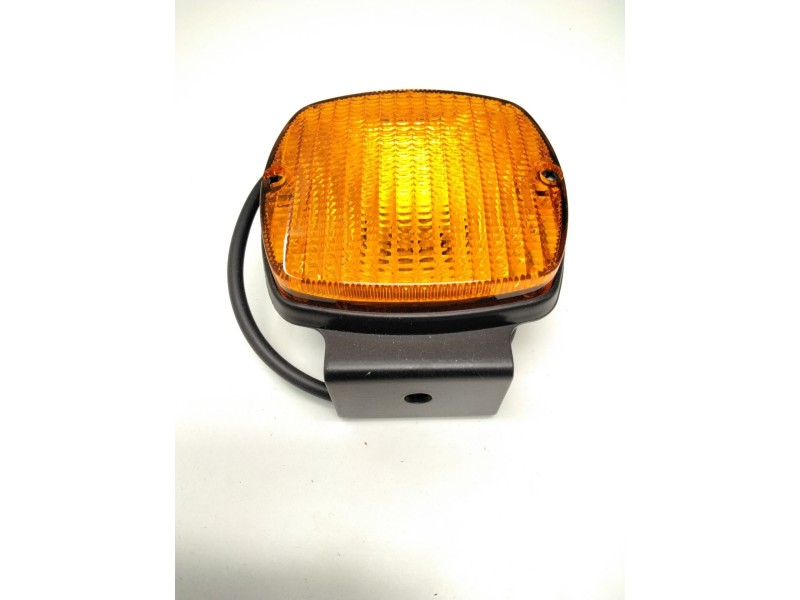 Recambio de lampara para nissan referencia OEM IAM 2612002K00 NARANJA TRACTOR