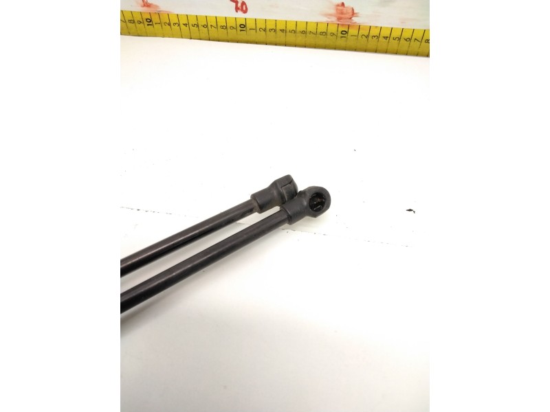 Recambio de amortiguadores maletero / porton para nissan referencia OEM IAM 90450BU00  90451BU000