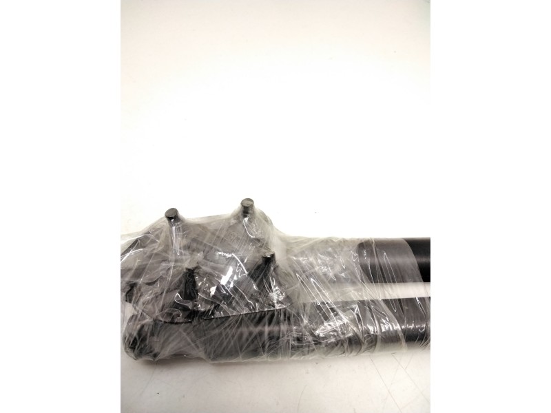 Recambio de amortiguadores maletero / porton para nissan referencia OEM IAM 90450BU00  90451BU000