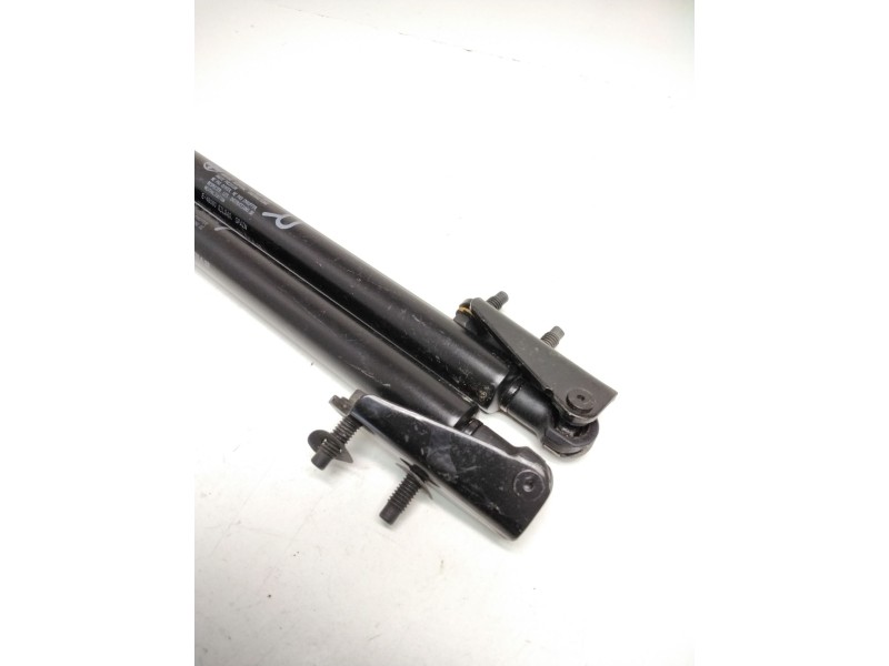 Recambio de amortiguadores maletero / porton para nissan referencia OEM IAM 90450BU000  90451BU000