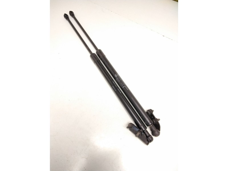 Recambio de amortiguadores maletero / porton para nissan referencia OEM IAM 90450BU000  90451BU000