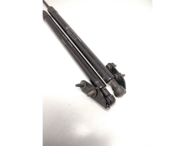 Recambio de amortiguadores maletero / porton para nissan referencia OEM IAM 90450BU000  90451BU000