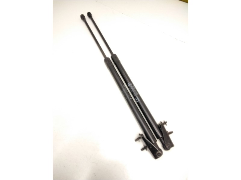 Recambio de amortiguadores maletero / porton para nissan referencia OEM IAM 90450BU000  90451BU000