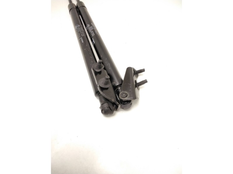 Recambio de amortiguadores maletero / porton para nissan referencia OEM IAM 90450BU000  90451BU000