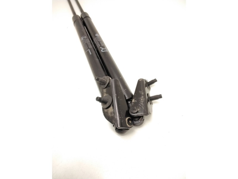 Recambio de amortiguadores maletero / porton para nissan referencia OEM IAM 90450BU000  90451BU000