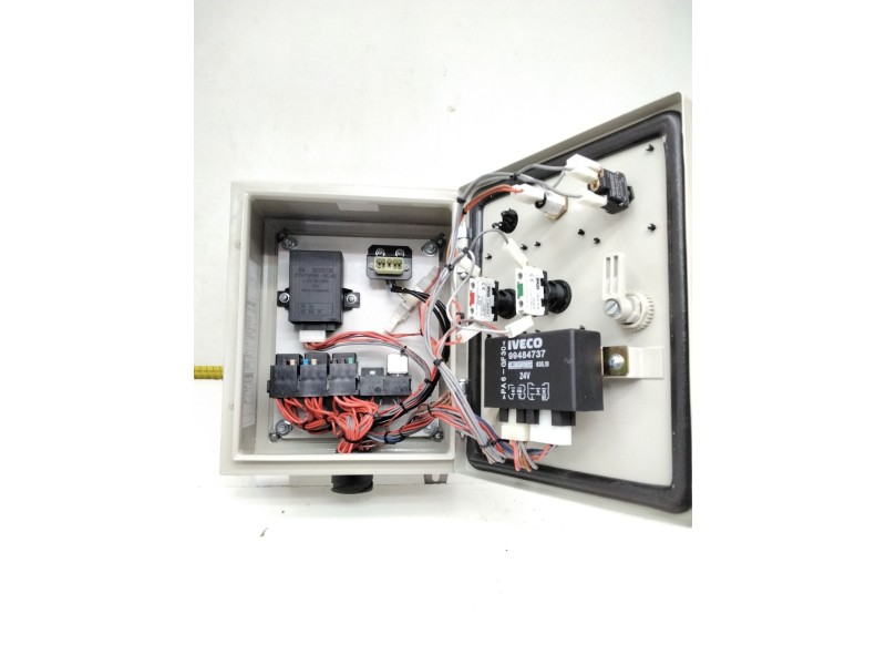 Recambio de unidad de control para iveco referencia OEM IAM 99484737 0331801300 ISVP500368822