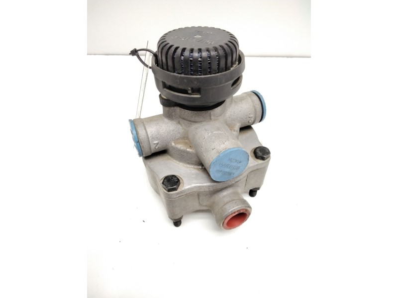 Recambio de valvula rele para iveco referencia OEM IAM 9730030060 500316074 WABCO