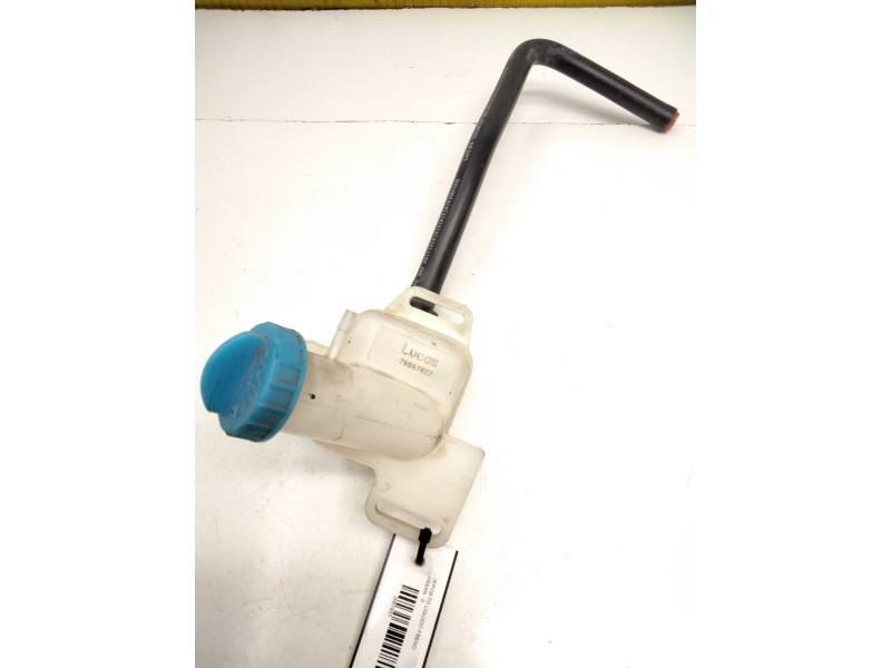 Recambio de deposito bomba freno para nissan referencia OEM IAM 76047022  LUCAS
