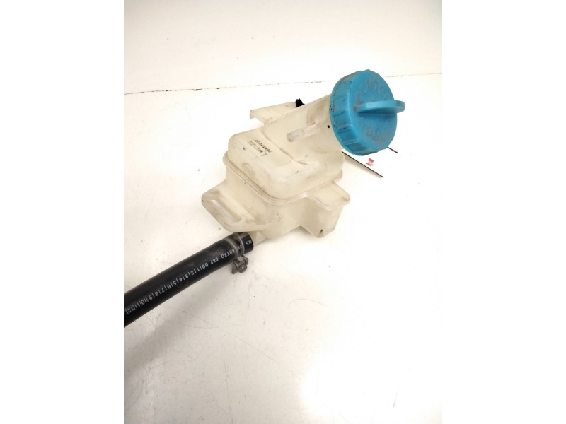 Recambio de deposito bomba freno para nissan referencia OEM IAM 76047022  LUCAS