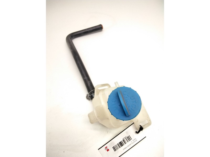 Recambio de deposito bomba freno para nissan referencia OEM IAM 76047022  LUCAS