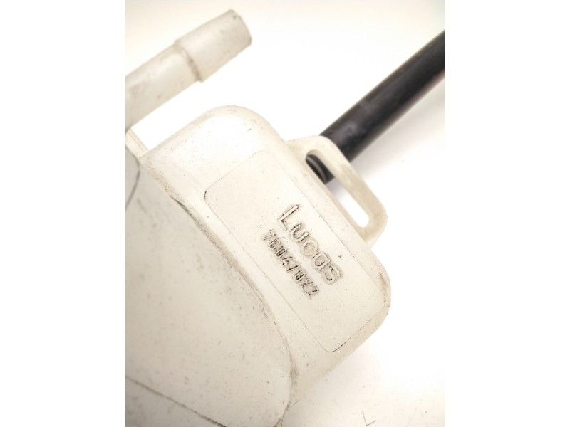 Recambio de deposito bomba freno para nissan referencia OEM IAM 76047022  LUCAS