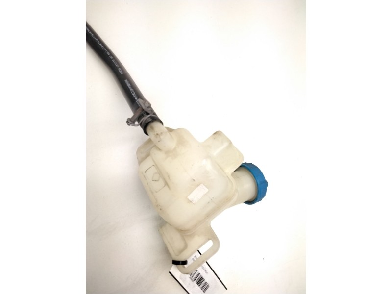 Recambio de deposito bomba freno para nissan referencia OEM IAM 76047022  LUCAS