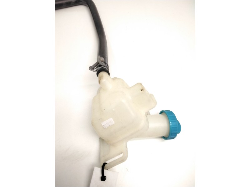 Recambio de deposito bomba freno para nissan referencia OEM IAM 76047022  LUCAS