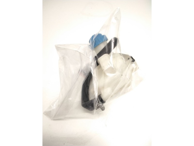 Recambio de deposito bomba freno para nissan referencia OEM IAM 76047022  LUCAS