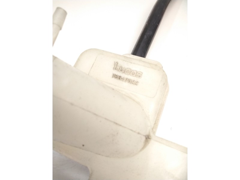 Recambio de deposito bomba freno para nissan referencia OEM IAM 76047022  LUCAS