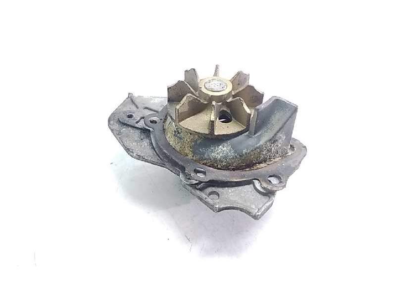 Recambio de bomba agua para peugeot 205 berlina 1.8 diesel referencia OEM IAM   