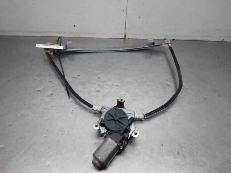 Recambio de elevalunas delantero derecho para renault clio ii fase ii (b/cb0) authentique referencia OEM IAM 7700842246  
