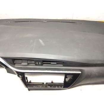 Recambio de kit airbag para toyota auris referencia OEM IAM 5584502440  
