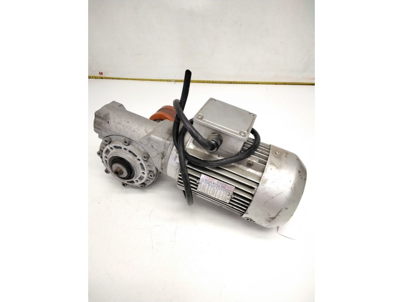 Recambio de motor electrico para  referencia OEM IAM II3DT4 EF80B4B14 MOTOR CADENA TRANSPORTADORA SISMEC