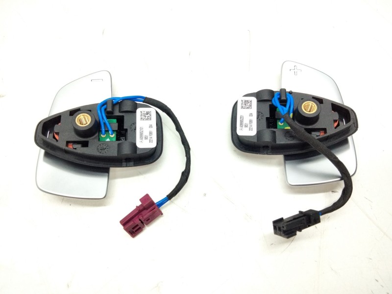 Recambio de varios para mercedes-benz referencia OEM IAM A0999055304  