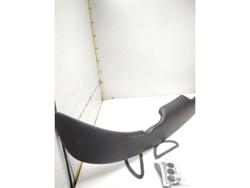 Recambio de aleron trasero para » otros... referencia OEM IAM AUTO-SPOILER F-306 UNIVERSAL 136 CM LARGO