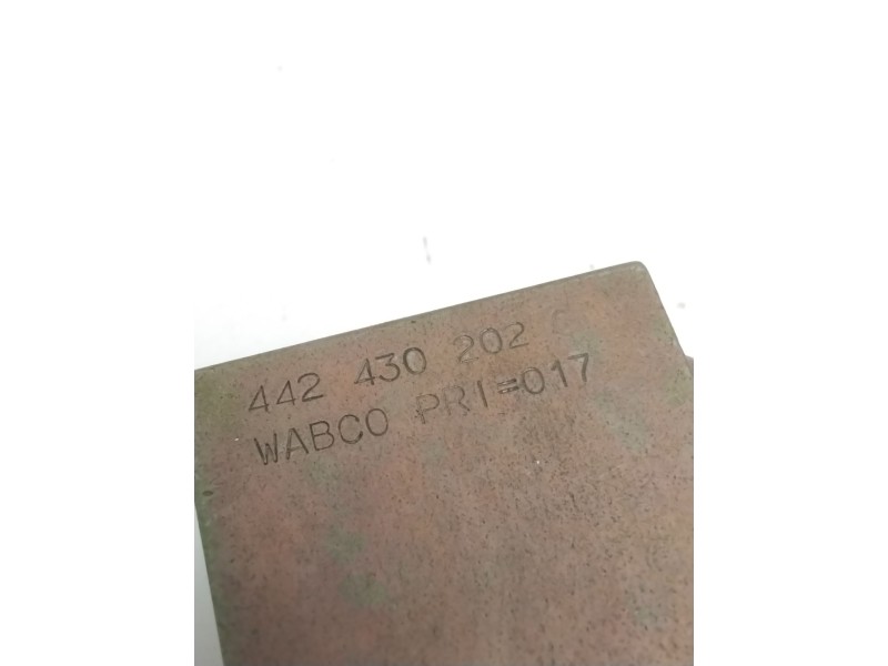 Recambio de electrovalvula para mercedes-benz referencia OEM IAM 442430202 NUEVO CAMBIO CAMION