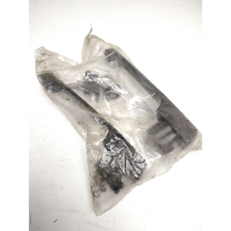 Recambio de maneta exterior delantera derecha para mercedes-benz referencia OEM IAM A3818900603 NUEVO CONJUNTO 2 MANETAS DEL Y B