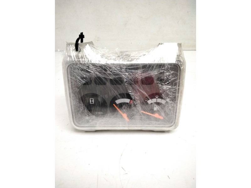 Recambio de cuadro instrumentos para nissan referencia OEM IAM 248106K000  CUADRO MANDOS CARRETILLA FDO2A25Q