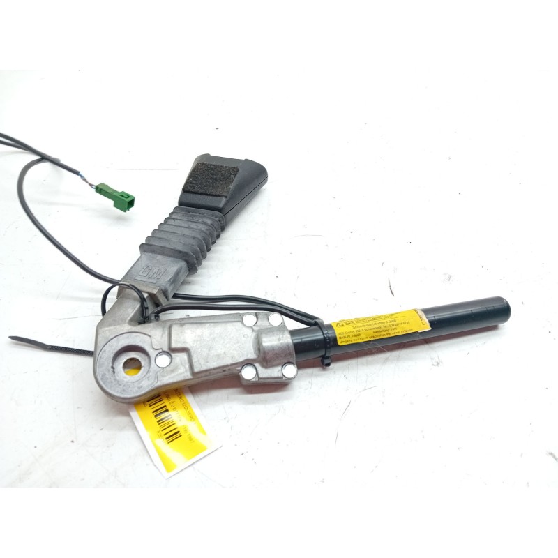 Recambio de enganche delantero izquierdo para opel vectra b (j96) 2.0 dti 16v (f19) referencia OEM IAM 90585747  