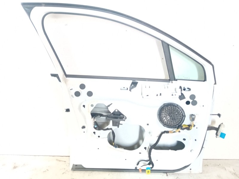 Recambio de puerta delantera izquierda para citroën c4 aircross 1.6 hdi 115 referencia OEM IAM   
